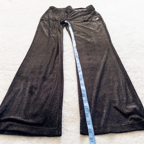 Black Shimmer Wide-Leg Pants - Picture 5 of 7